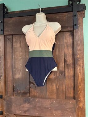 Cupshe Pink, Olive & Navy Colorblock One-Piece Swimsuit